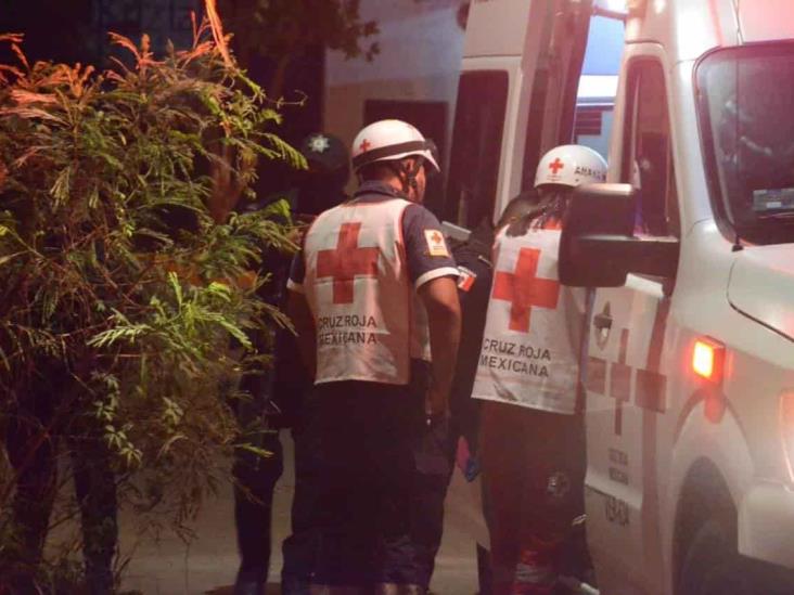 Abusan de joven, la amarran y la arrojan a un canal de aguas negras, en Veracruz