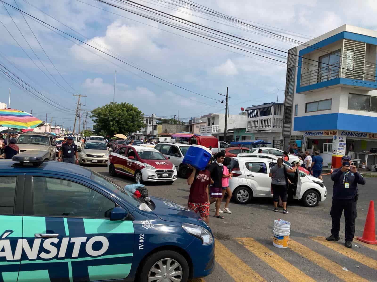 Panteón Jardín de Veracruz con gran afluencia de personas (+Video)