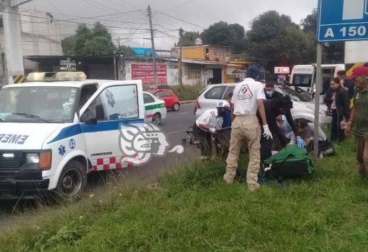 3 heridos y daños dejó choque de vehículos en bulevar Banderilla