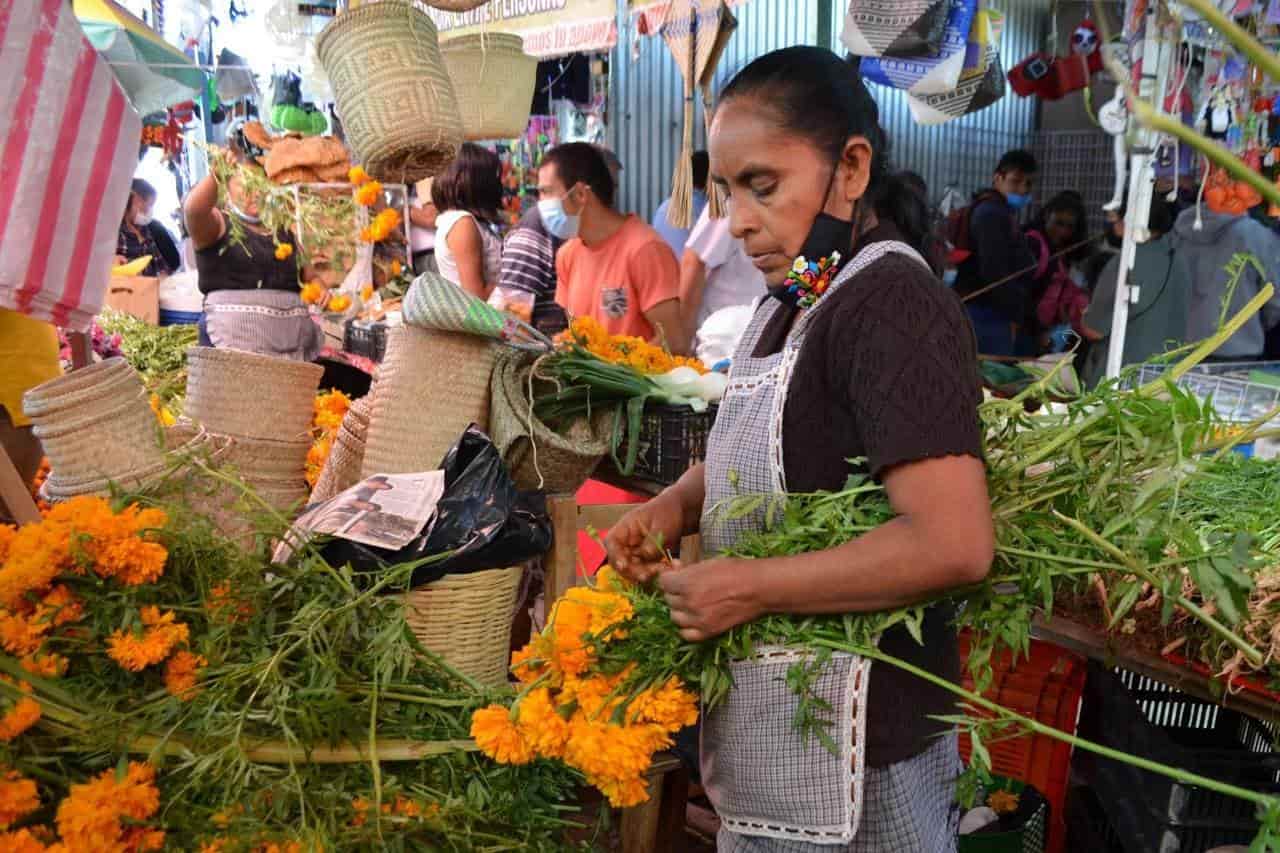 En último día de Todos Santos, no repuntaron las ventas para comerciantes de Cosamaloapan