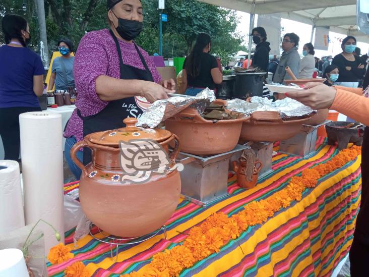 Más de un millón de pesos, derrama por Feria del Tamal, Pan y Chocolate en Xalapa