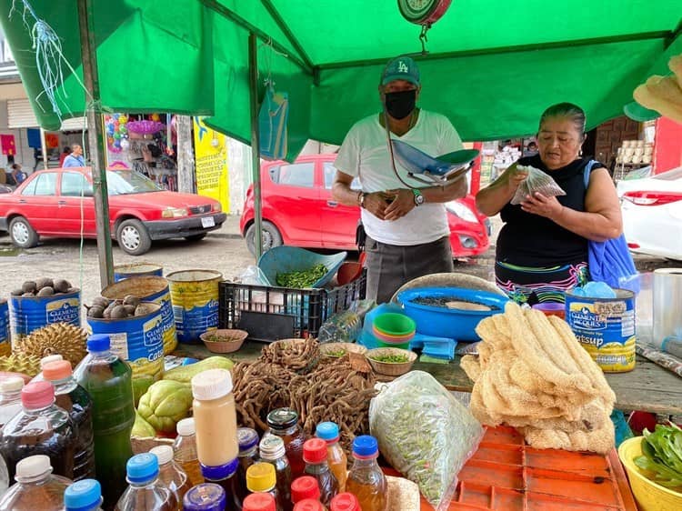 Mercadito de Veracruz adopta a comerciantes de diferentes regiones ¡conócelo!