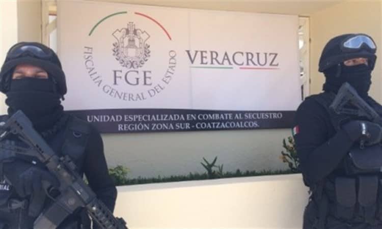 UECS detiene a 3 secuestrados y libera a víctima en Nogales; cae ex policía