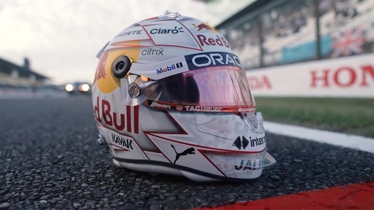 Checo Pérez utilizará casco de Black Panther en el Gran Premio de Brasil