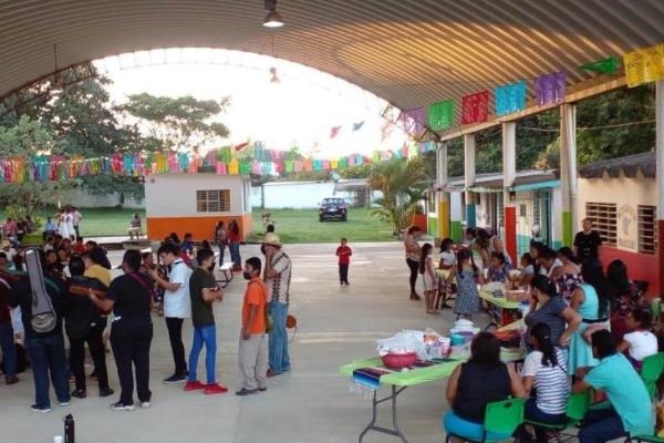 Realizan fandango a beneficio de primaria en Jáltipan(+Video)