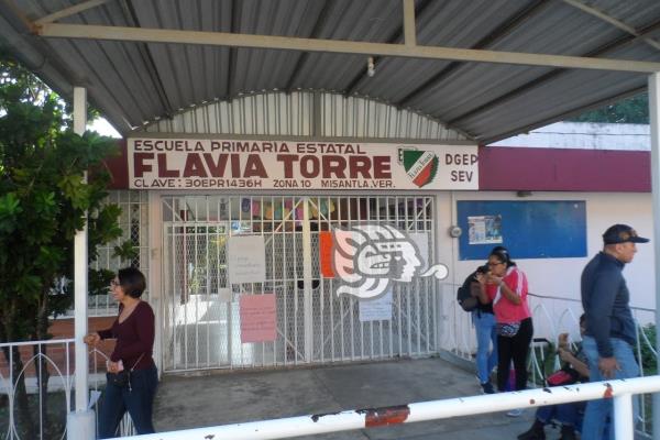 Cuitláhuac pide pagaré a AMLO para dar aumentos a docentes en Veracruz