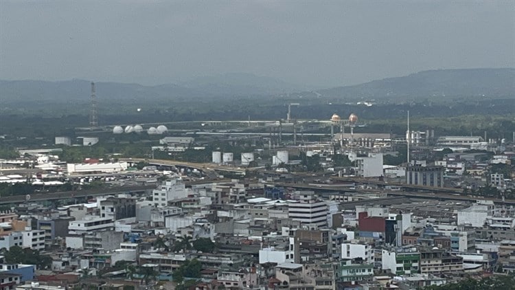 Analizarán construcción de un relleno sanitario metropolitano en Poza Rica