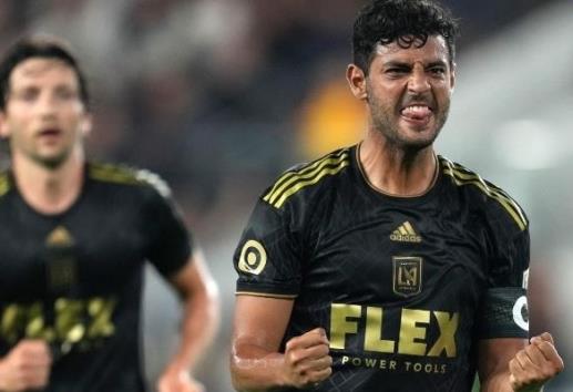 Se corona Carlos Vela en el futbol de EU