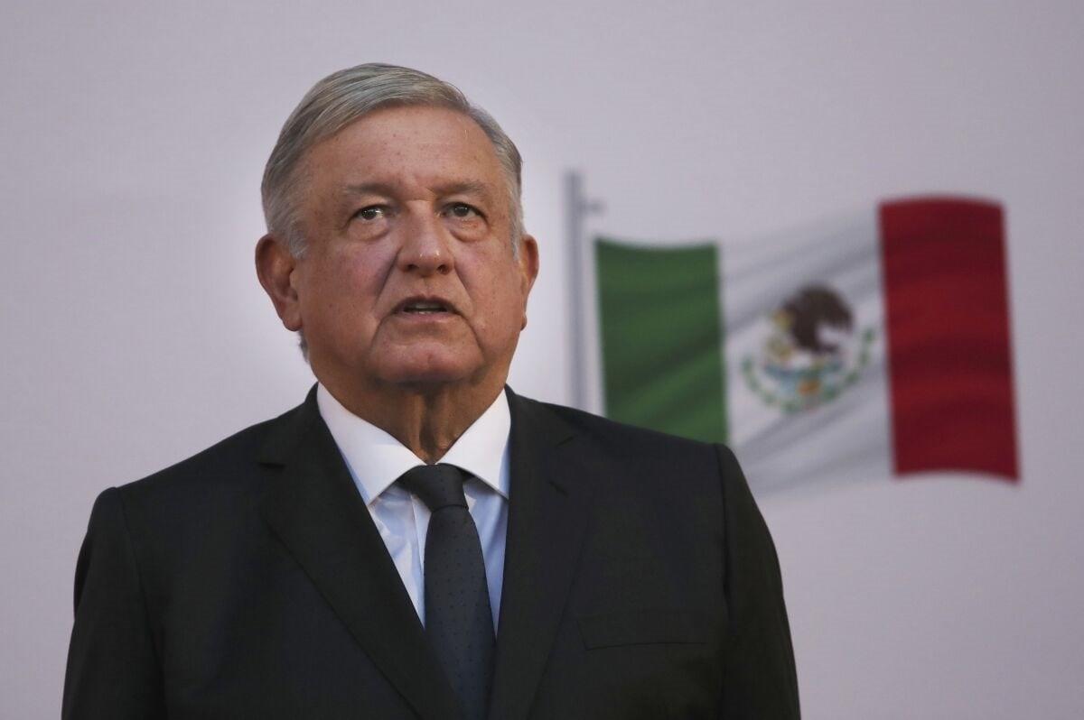 AMLO asegura que hay infiltrados en la FGR; habrían participado en el caso Ayotzinapa