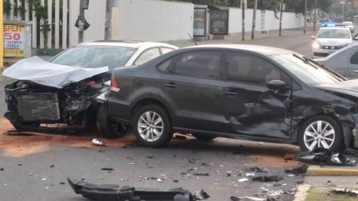 Se registra aparatoso choque en el fraccionamiento Costa Verde de Boca del Río