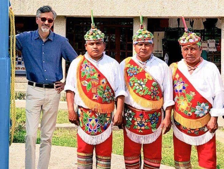 Buscarán regresar seguros de vida a voladores de Papantla