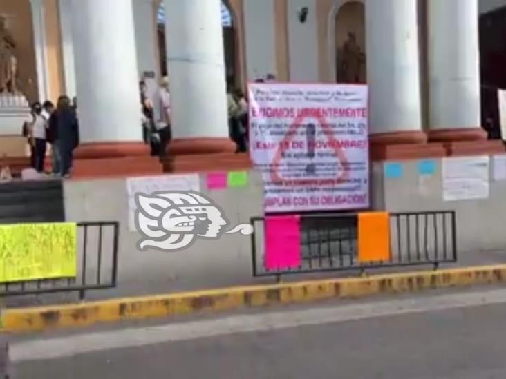 Maestros se impacientan, quieren su incremento salarial; toman escuelas de Veracruz (+Video)