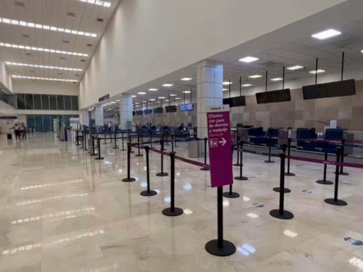 Por lluvia, se retrasan vuelos en el aeropuerto internacional Heriberto Jara de Veracruz