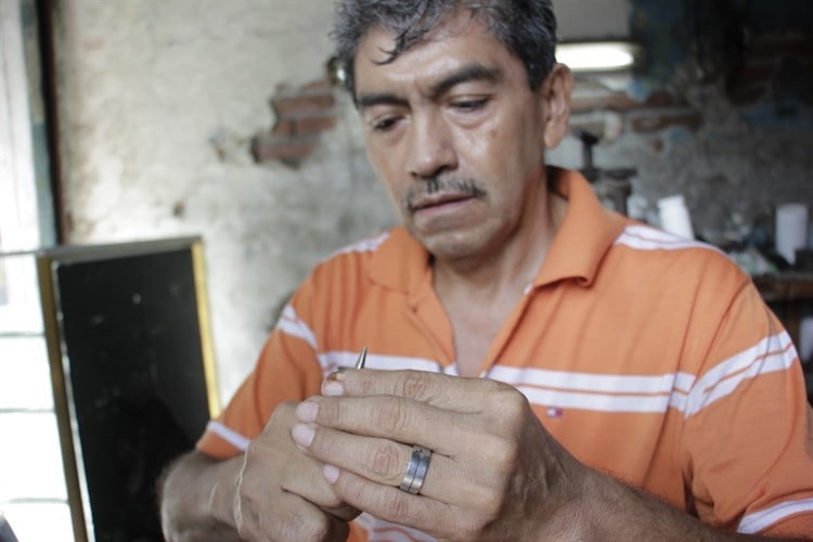 José Alberto, un joyero que lucha por sobrevivir; he tenido que bajar mis costos