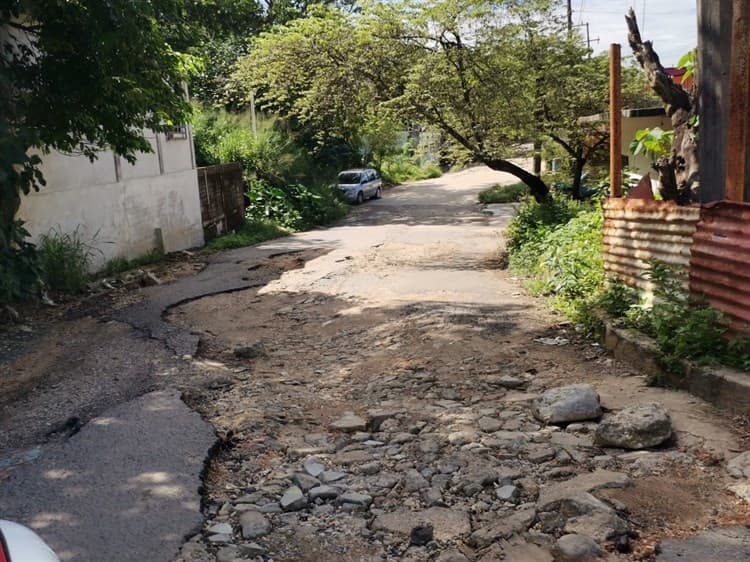 Piden la mejora de las calles de la colonia San Regino en Nanchital(+Video)