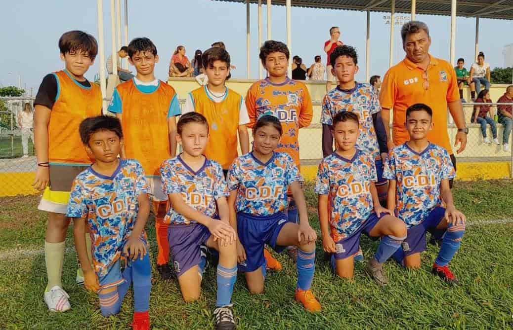 Domina C.D.F. en cuatro categorías de futbol