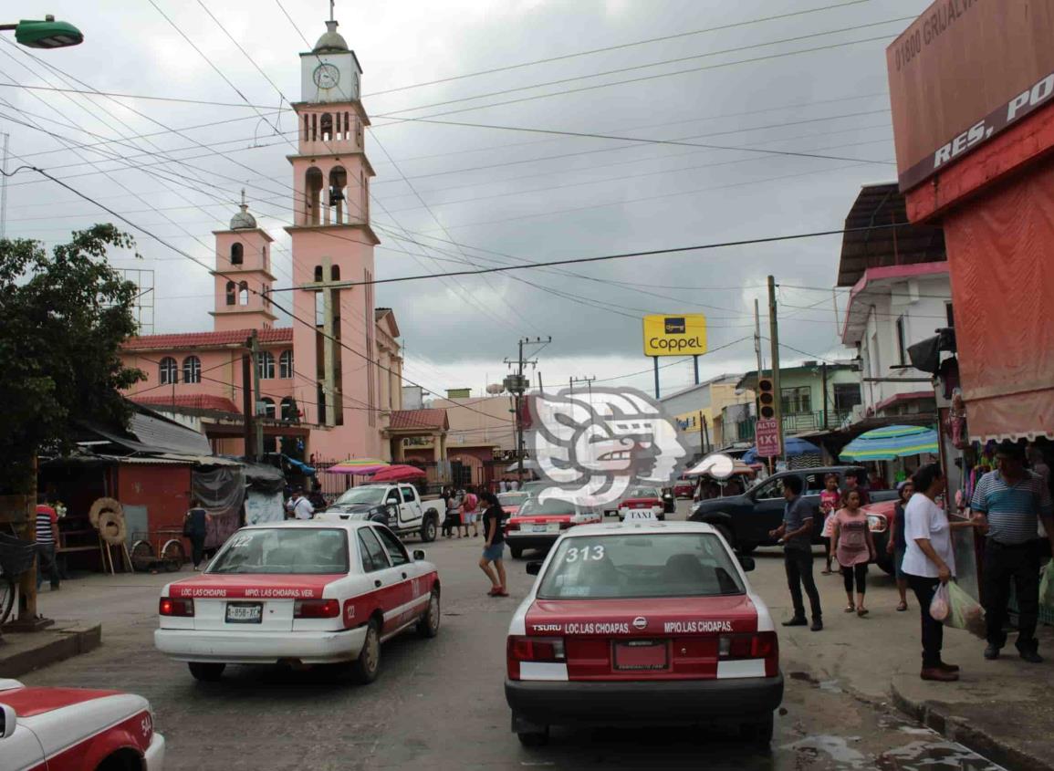 Estafan a mujer con 35 mil pesos en Las Choapas