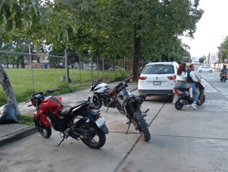 Chocan motos en Tierra Blanca, un menor quedó lesionado