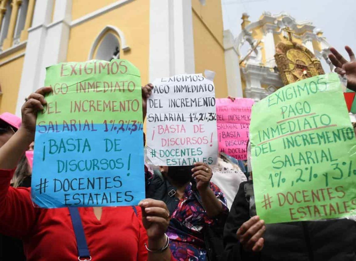 Todos los maestros de Veracruz recibieron bono de Bienestar, afirma la SEV