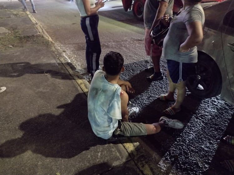 Motociclista choca contra motopatrullero en avenida de Veracruz(+Video)