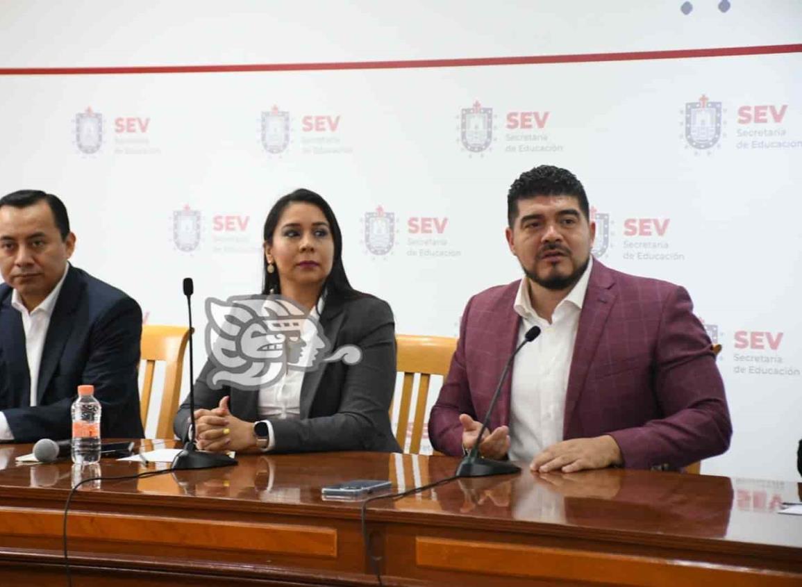 Falso, que recurso de incremento a maestros estatales ya esté en Veracruz: SEV (+Video)