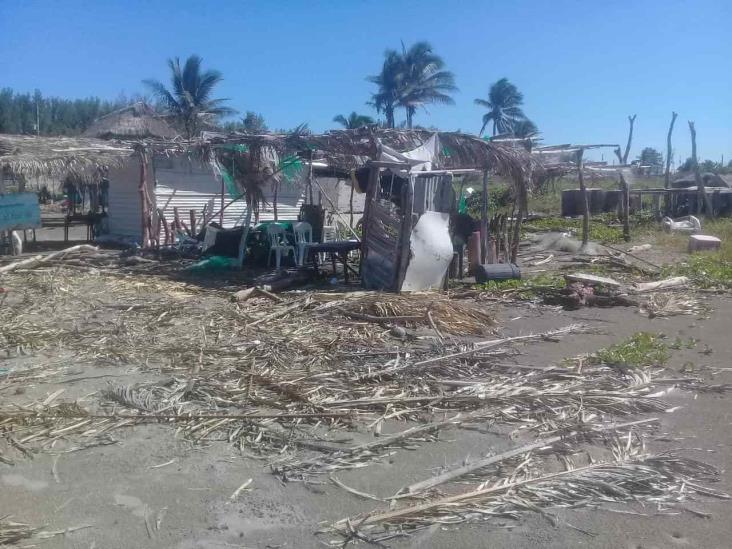 En el olvido, palapas de Antón Lizardo en Alvarado