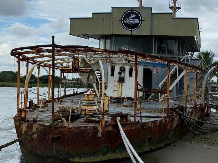 Inicia desmantelamiento del buque Guanajuato en Boca del Río
