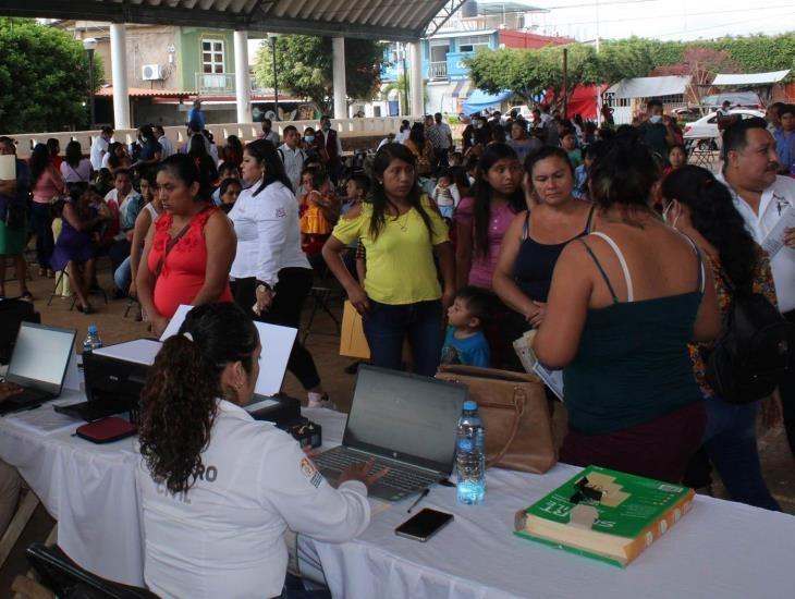 Sesver lleva brigada itinerante a Soteapan