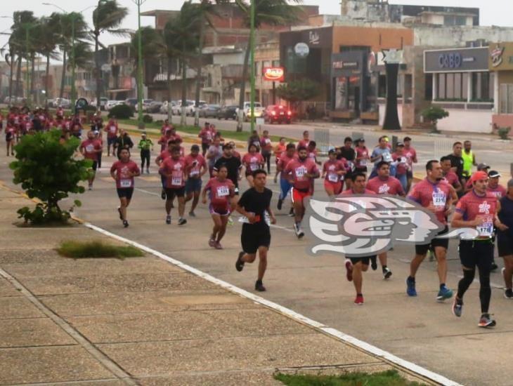 Con éxito se llevó a cabo el Medio Maratón Olmeca 2022 en Coatzacoalcos