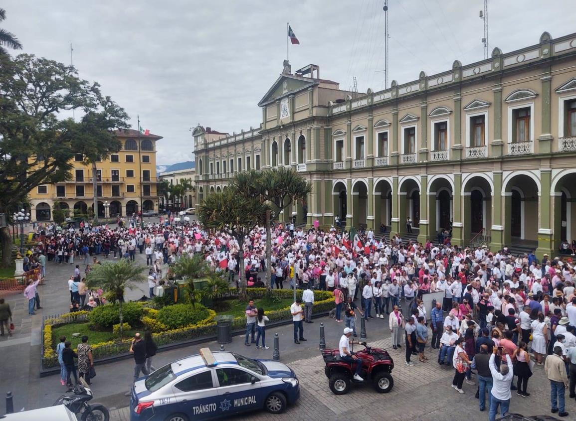 Se dieron a conocer los que viven de la política