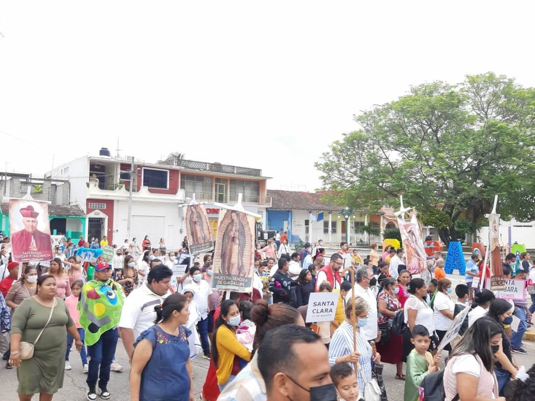 Realizan en Cosamaloapan procesión a San Martín de Tours