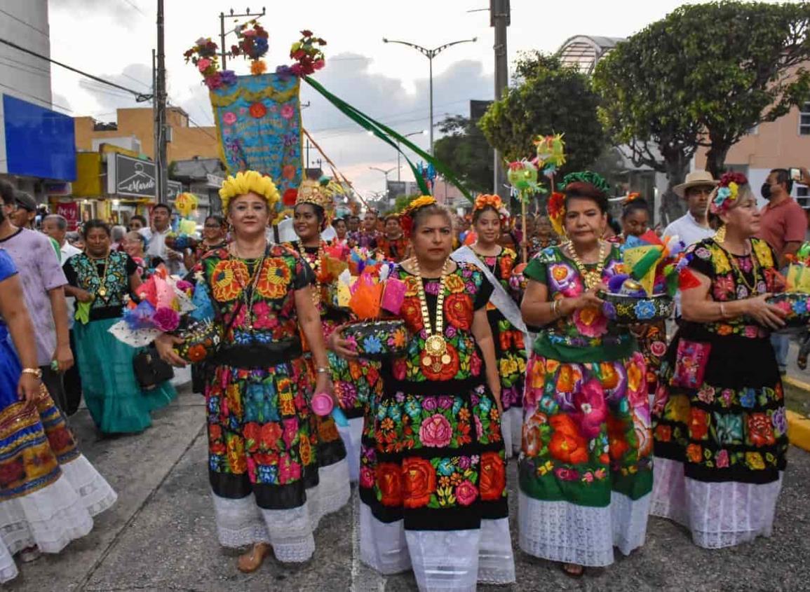 Extraordinaria presentación de la Guelaguetza Coatzacoalcos 2022