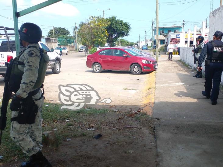 Broma de amenaza de bomba en secundaria, alarma a Coatzacoalcos (+Video) 