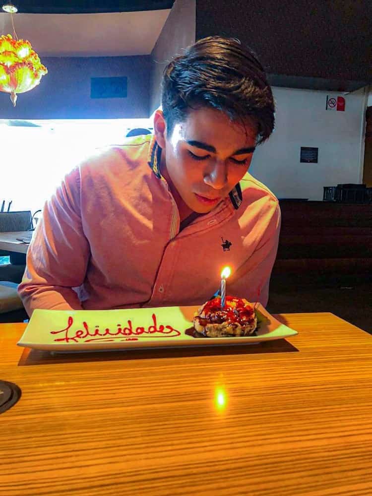 Alejandro Costales Barcelata cumple un año más de existencia