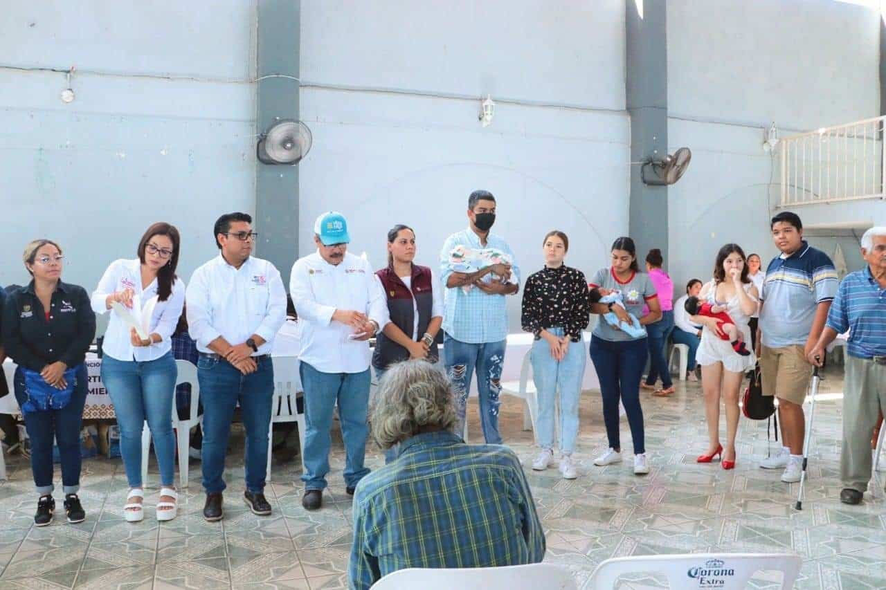 Exitosa brigada del Registro Civil y servicios gratuitos en Úrsulo Galván