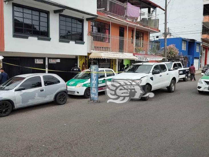 Fallece taxista dentro de su unidad en Xalapa; había sido un infarto (+Video)