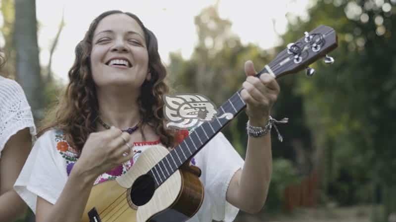 Natalia Lafourcade fue nominada dos veces en los Latin Grammys