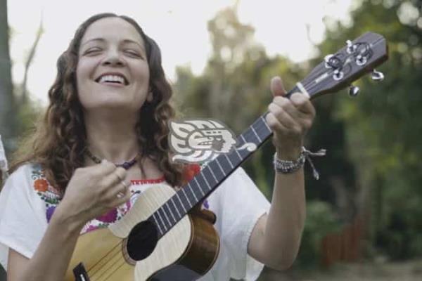 Natalia Lafourcade fue nominada dos veces en los Latin Grammys