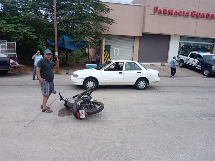 Joven lesionada tras choque en Acayucan 