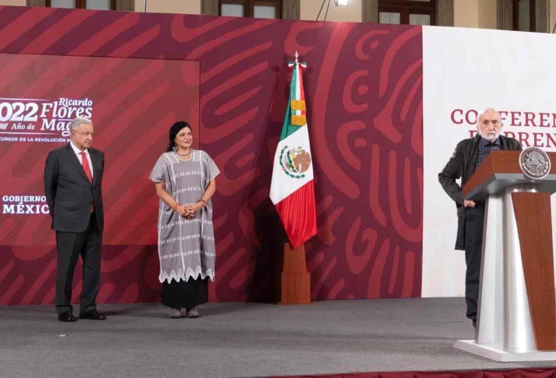 AMLO hace entrega del Premio Nacional de Arte y Literatura