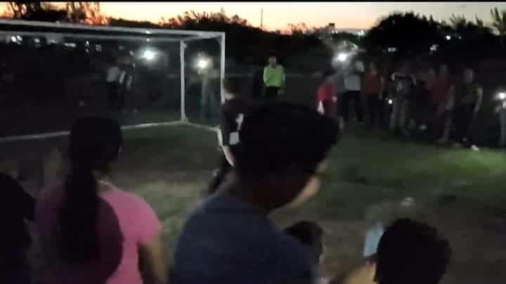 Campos deportivos sin pies ni cabeza