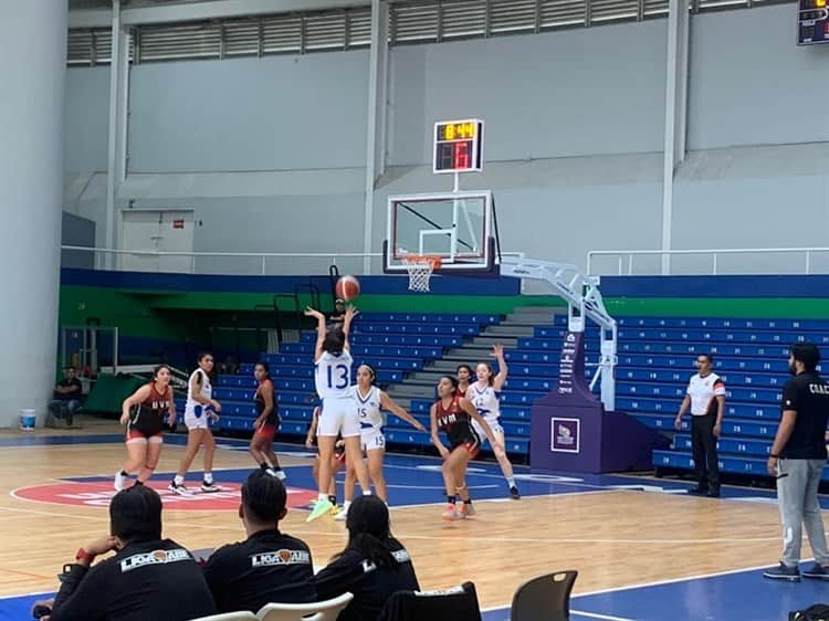 Entra en acción Halcones UV en torneo de la ABE