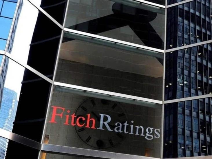 Califica Fitch Ratings a México con una perspectiva estable