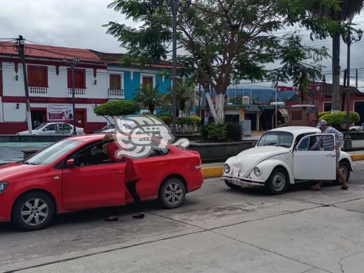 Se registra choque en el centro de Misantla