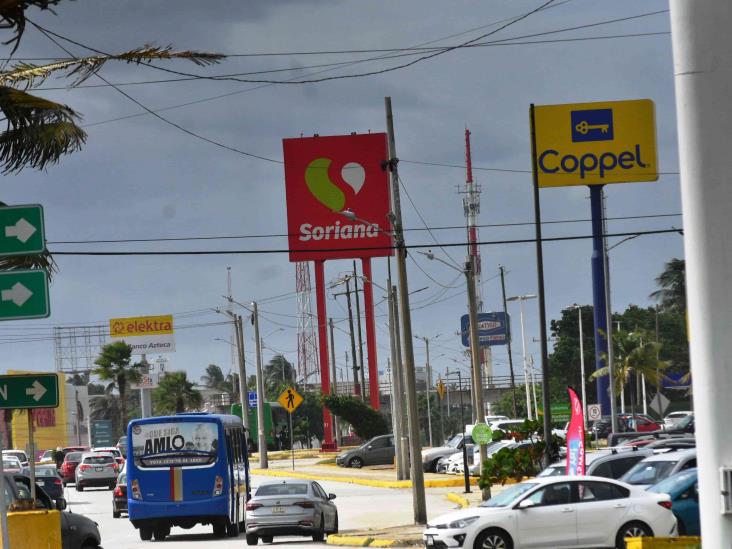 PC pondrá orden, pide a centros comerciales disminuir altura de espectaculares(+Video)