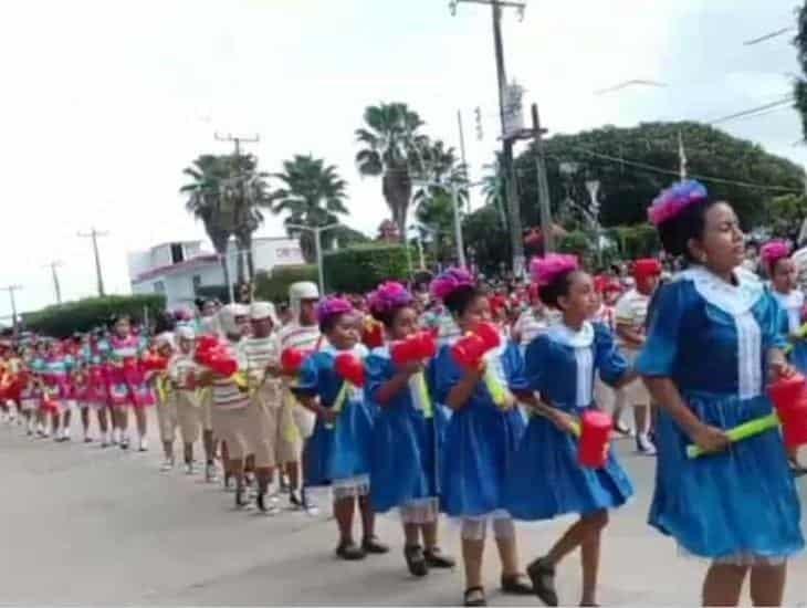 Con musical de la Vecindad del Chavo, se hacen virales alumnos de primaria