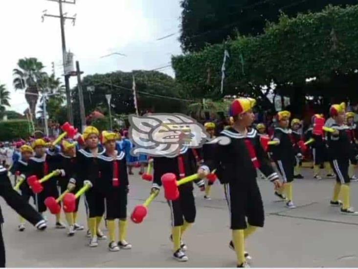 Con musical de la Vecindad del Chavo, se hacen virales alumnos de primaria