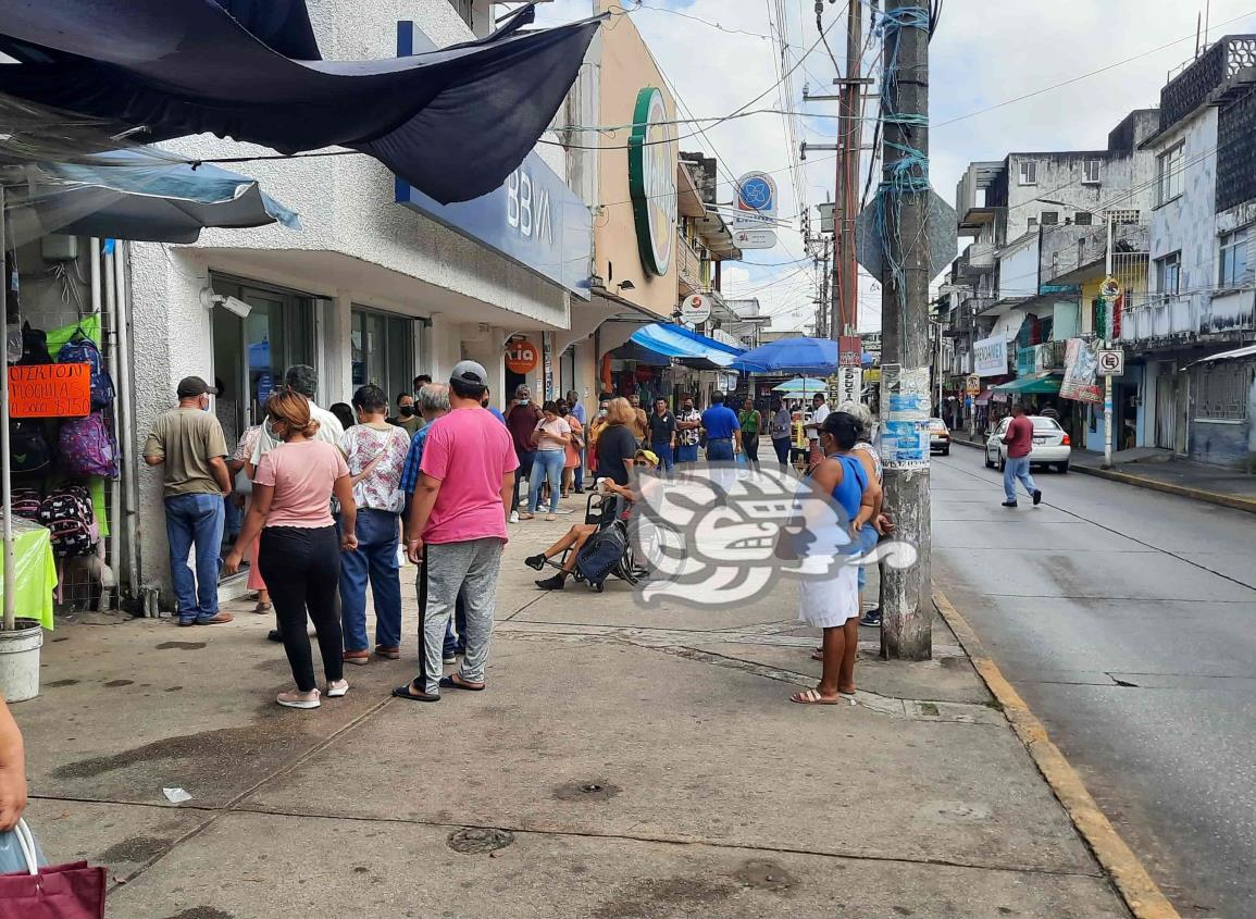 Estafan a mujeres de Agua Dulce, se llevan el dinero fingiendo que volverán con el producto