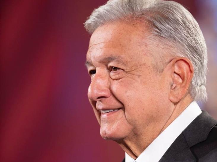 Será un festejo la marcha, no es asunto de colores: AMLO