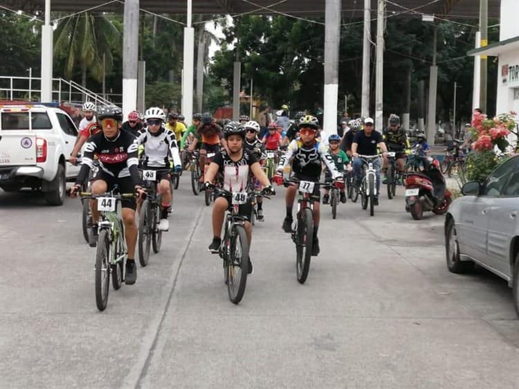 Realizan carrera Revolucionaria Zempoala 2022